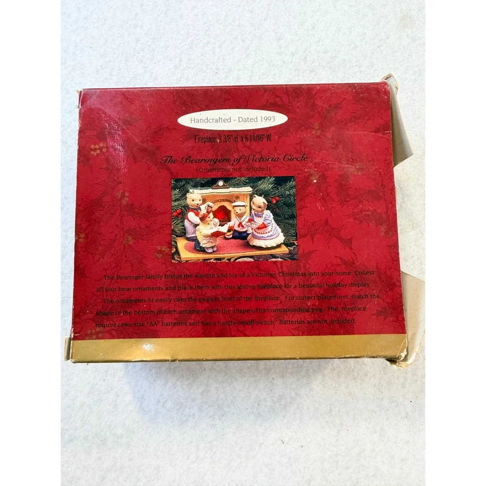 Vintage 1993 Hallmark Bearinger Flickering Light Fireplace Tabletop Display READ